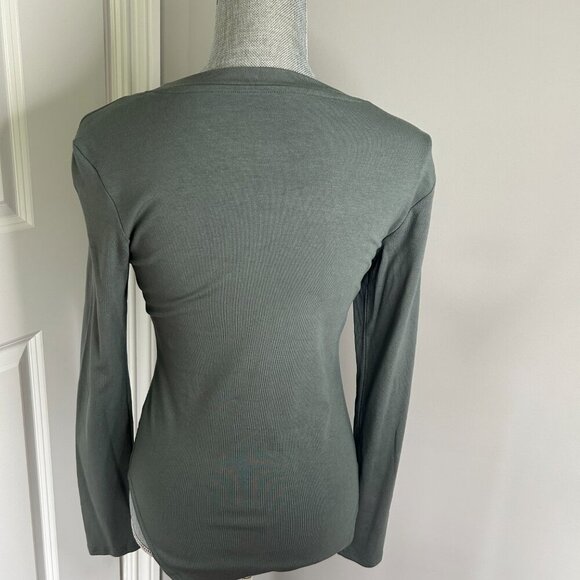 Women's Green Long Sleeve Crewneck Bodysuit Size M NWOT - Picture 2 of 2